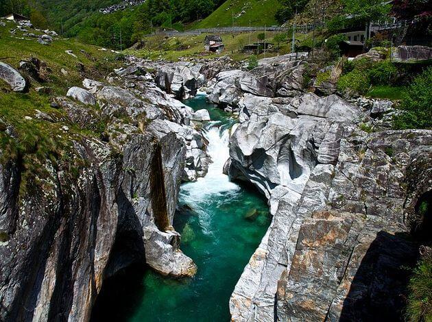 Switzerland safe drinking tap water