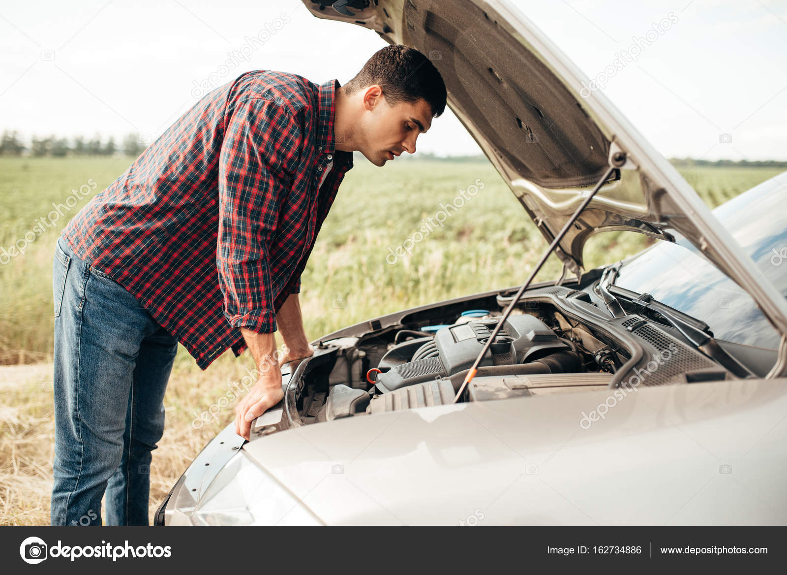 Broken down car. Auto Repair broken. When i'm nearly finished Mending the car.