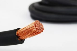 Сечение кабеля должно выдерживать нагрузки, создаваемые электроплитой